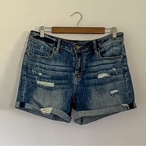 NWOT Women’s Vigoss Marley Cuffed Denim Shorts